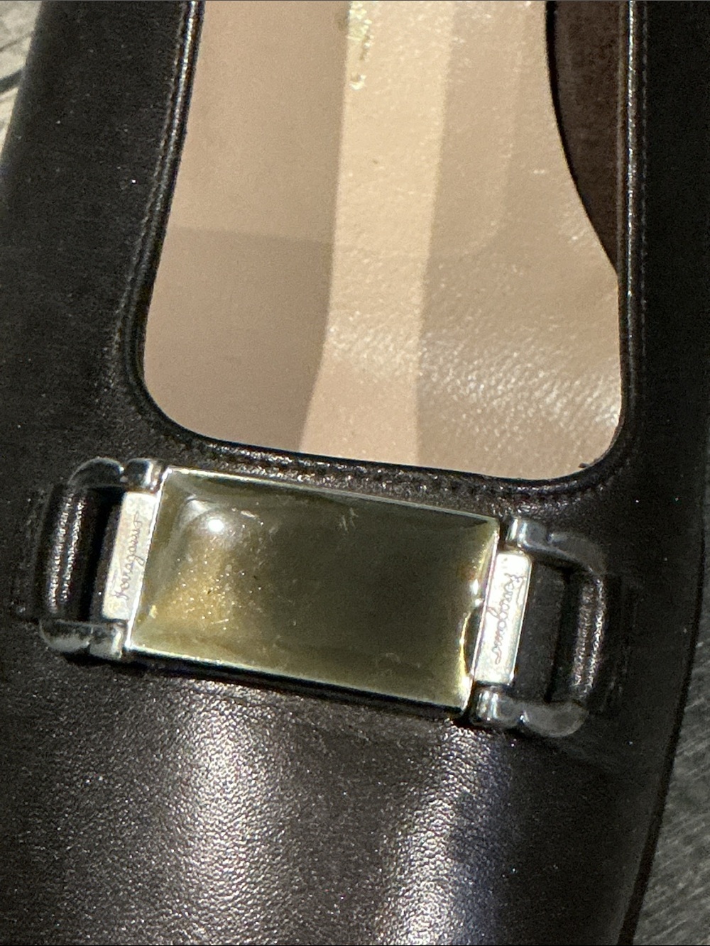 Authentic Salvatore Ferragamo luxury designer signature leather heels sz 7.5 M - Picture 8 of 10